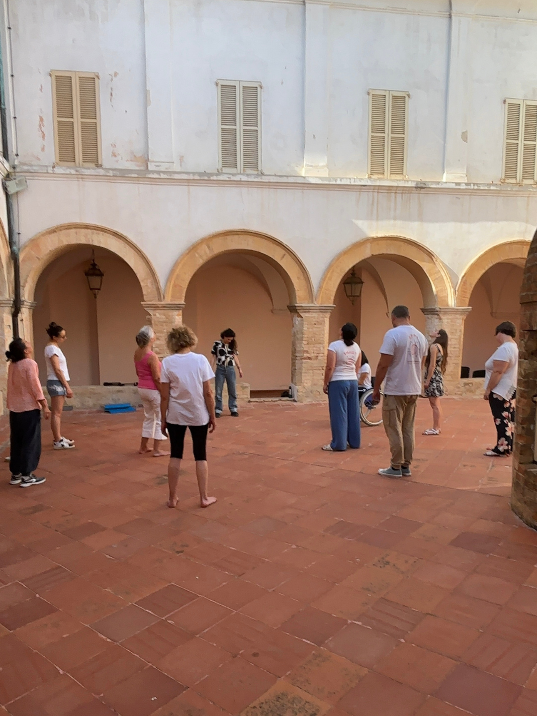 helena mercuri yoga dell'antica via KRIS srl